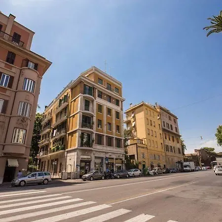 Maison d'hôtes Morgagni House Rome