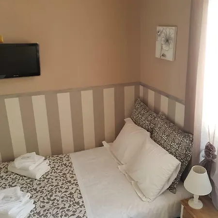 招待所 莫加尼住宿加早餐旅馆